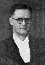 Ds. (later dr. en prof.) P.A. Verhoef, leraar van die gemeente van 1944 tot 1946 toe hy verder gaan studeer het en net enkele maande die leraar van die NG gemeente Cradock was voor hy in 1950 hoogleraar aan die Kweekskool op Stellenbosch geword het.