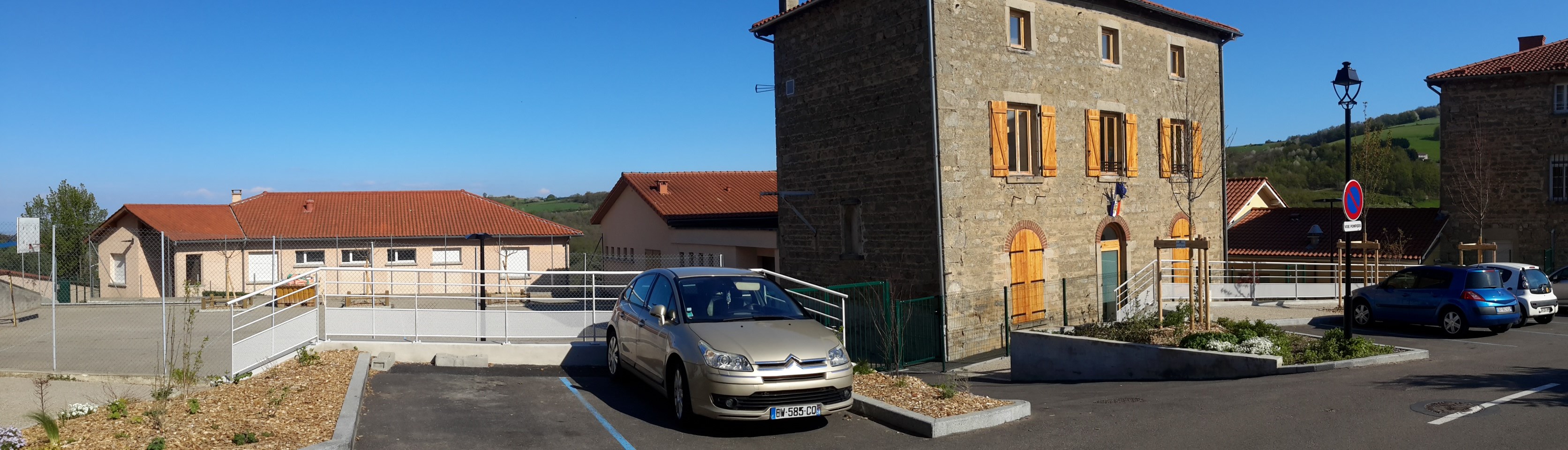 École maternelle et primaire.