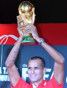 Rivaldo Vitor Borba Ferreira "Ribo".