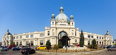 Lviv railway station, now Ukraine (by Władysław Sadłowski, 1899-04)