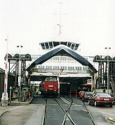 Tren danés desembarcando en Helsingør.