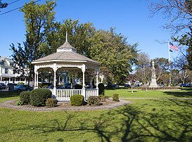 Milford Green, the first longest green in New England