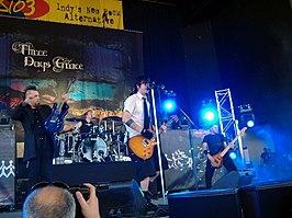 Three Days Grace op X-Fest in 2006