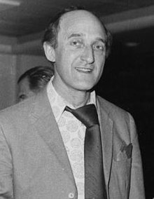 Ron Moody.jpg