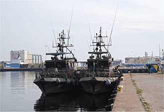 HMS Trygg (85) och HMS Ärlig (90)