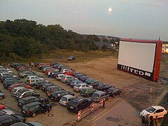 Mobiles Autokino (Leinwandgröße 16 × 8 m) in Hückelhoven