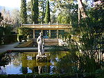 Estatua de Venus y papiro