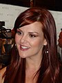 Sara Rue spielt Kim