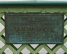 Plaque on the western side of the bridge. Commemorating the renaming of the bridge from Essex Bridge to Grattan Bridge.