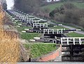 stepenište od 16 uzastopnih prelaza: Caen Hill na kanalu Kennet and Avon, Wiltshire, Engleska