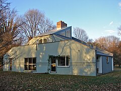 Vanna Venturi House, Philadelphia (1964)