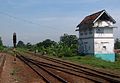 Rumah sinyal B (barat) Stasiun Cikampek yang tak lagi dipakai. 2006