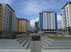 A small plaza along the densely populated Avenida D. João III, an area of condominiums and apartments most recently constructed within the past 10 years