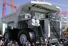 Zelfrijdende kiepwagen Liebherr T282B