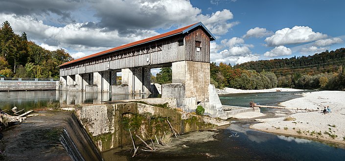 Isarstauwehr Baierbrunn, Munich, Germany