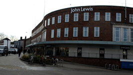 De voormalige Bonds-winkel , tegenwoordig John Lewis.