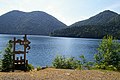 天望山(左) 白雲山(右) を北西から望む 前者も然別火山群の溶岩ドーム