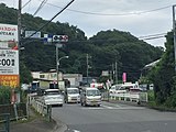 大戸交差点（町田市相原町）から高尾方面を望む