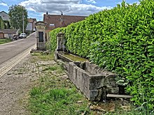 Clans, la fontaine-abreuvoir.jpg