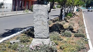 'Piedra Bienvenido a Monte Águila'.