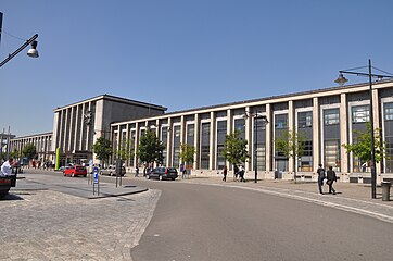 The third Mons station by René Panis (1952), before its 2013 demolition