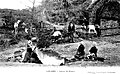 Locarn : le lavoir de Goasco vers 1925 (carte postale).