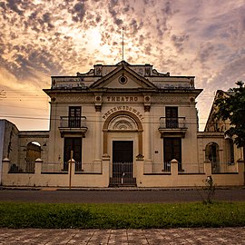 Ícone arquitetônico da cidade, situado na região portuaria