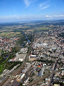 Légifelvétel Gießen belvárosáról és a Lahn folyóról