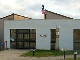 The town hall in Trois-Palis