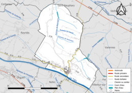 Carte en couleur présentant le réseau hydrographique de la commune