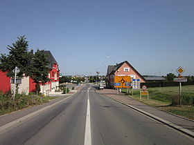 La route N3 à la ville frontière de Frisange