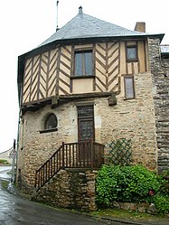 Ancient house in Poligné