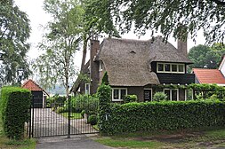 Landhuis aan de Naarderstraatweg in Huizen