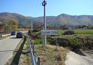 Intrarea în Bucium-Orlea