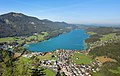 Fuschlsee mit dem Ort Fuschl im Vordergrund