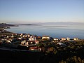 Cunda Adası'ndaki yeldeğirmeninden Edremit Körfezi'ne bakış