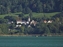 Aiguebelette-le-Lac, village (2015).JPG