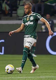 Mayke-Palmeiras-Athletico-jul-2022-2 (cropped).jpg