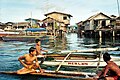 Palafitas bajau no mar das Filipinas.