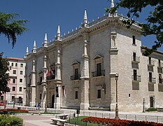 Palacio de Santa Cruz (1486-1491)