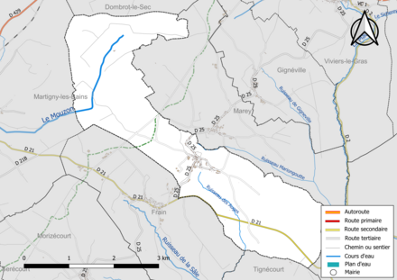 Carte en couleur présentant le réseau hydrographique de la commune