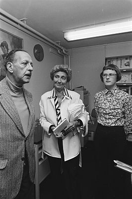 Jaffé, met Marie-Louise Doudart de la Grée en Marijke van den Brandhof (1979)