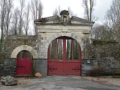 Portail du château de la Touche.