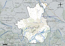 Carte en couleur présentant le réseau hydrographique de la commune