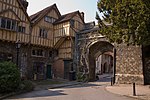 Close Boundary Walls and Gates, Priors Gate