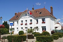 Saint-Maclou-la-Brière-Mairie 01.JPG