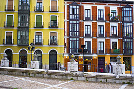 Calle Regalado (en frente de la catedral)