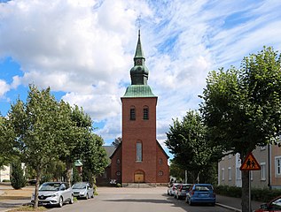 Kyrkan från väster