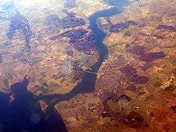 Flygfoto över Guldborg Sund med Nykøbing Falster.