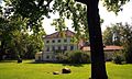 Das Hintergebäude des Palastes, das heute die Stiftung des Natolin European Centre beherbergt